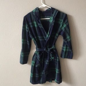 Boys hooded robe size large